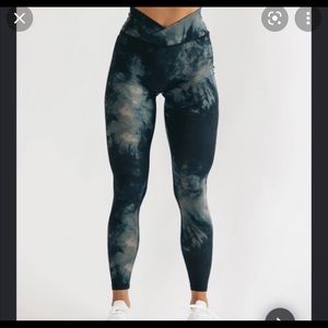 Alphalete Surface Power Oil Stain Leggings M